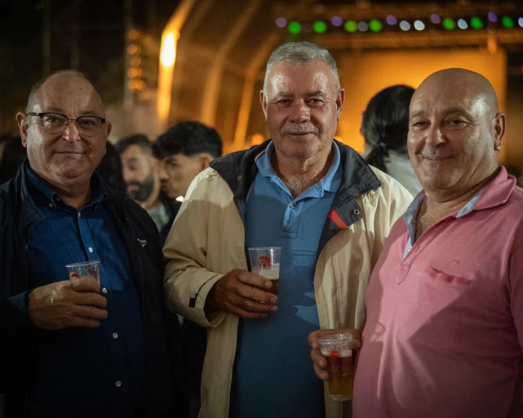 Pessoas gorazes 2025 (13)